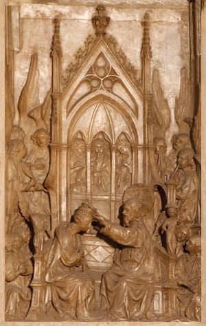 Jesus Christ crowns his Mother as queen in heaven. (Romans 8, 29-30)